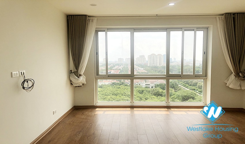 Three-bedroom, two-bathroom apartment not fully furnished, nice new house for rent